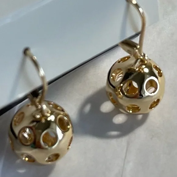 Napier Pickleball Drop Earrings - Gold toned- NWT - Picture 2 of 9